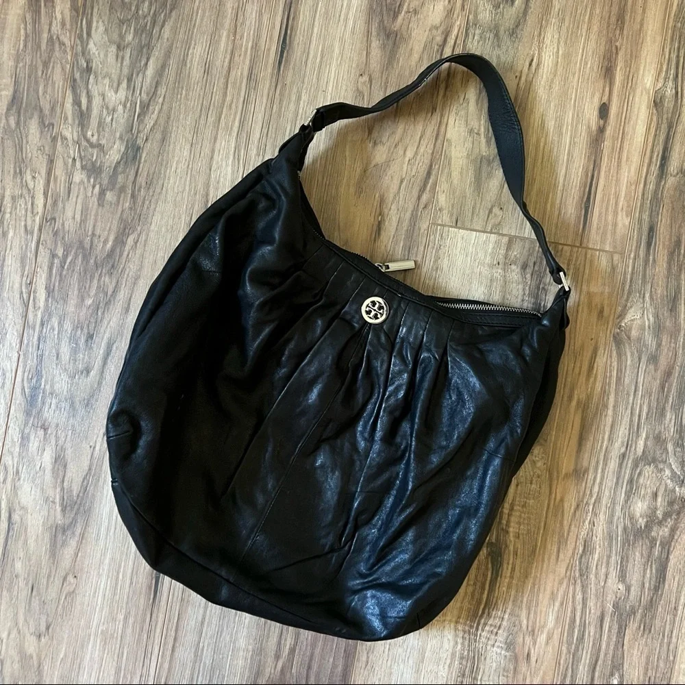 Tory Burch Vintage Hobo Shoulder Bag Large